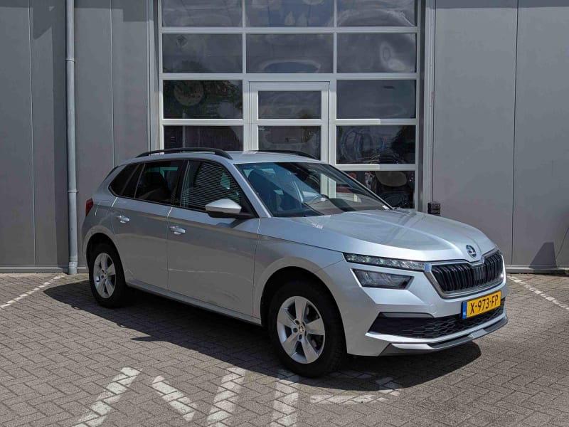 MAIN Škoda Kamiq 1.0 TSI Greentech 81kW DSG Sport Buss (5d) 81kW 1.0tsi greentech sport business 81kW dsg-7 aut Occasion