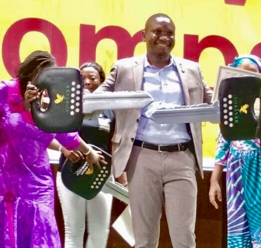 <strong>BONUS VOITURE </strong><br><strong>Jusqu’à 600.000 Fcfa de prime mensuelle pendant 36 mois renouvelable </strong>