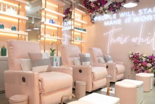 Eden Blossom - Best Ladies Salon in Creek Harbour