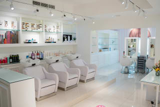 Smitha's Roses Dew Beauty Lounge Al Nahda