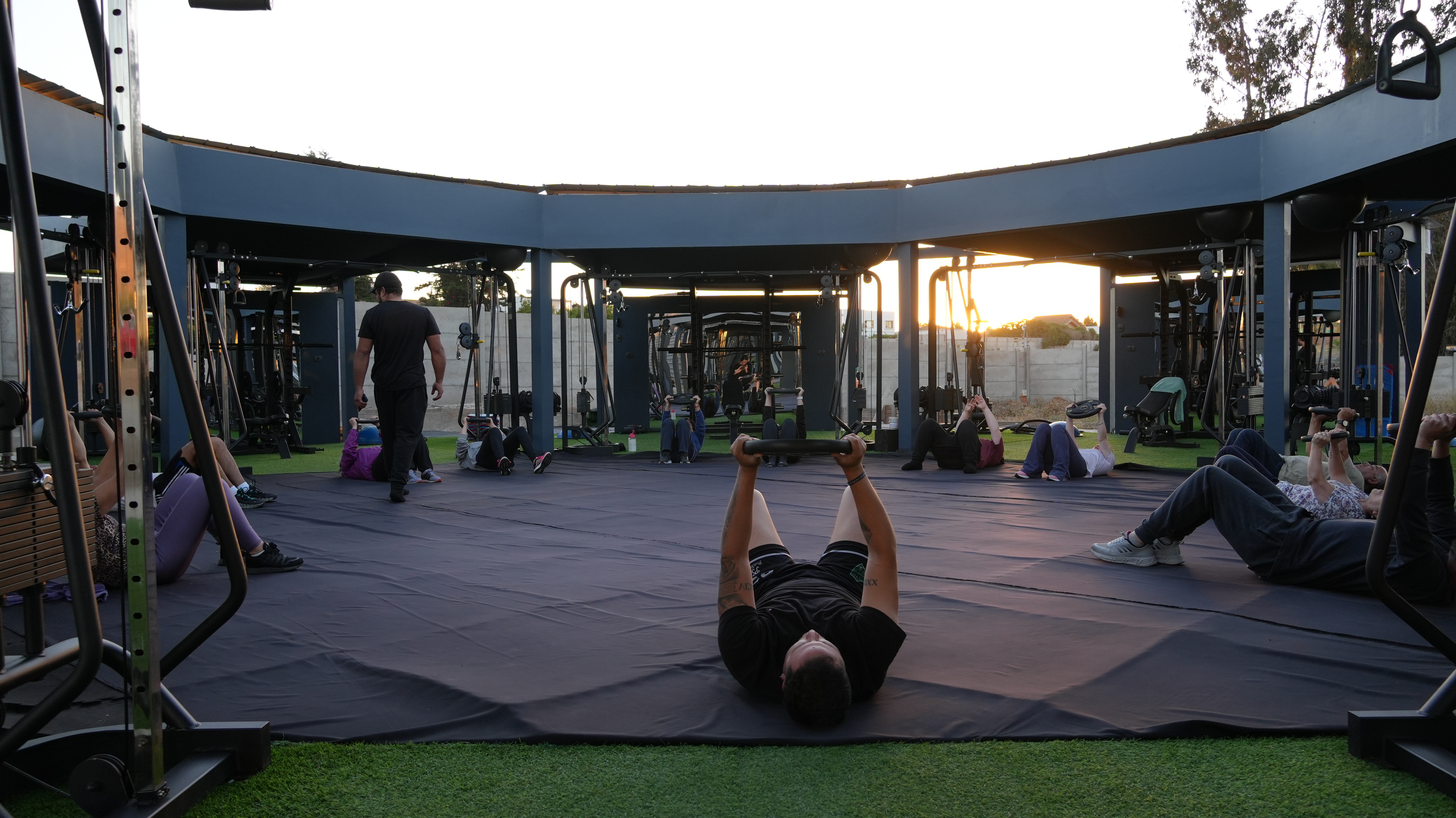 B-Klan Gym Background