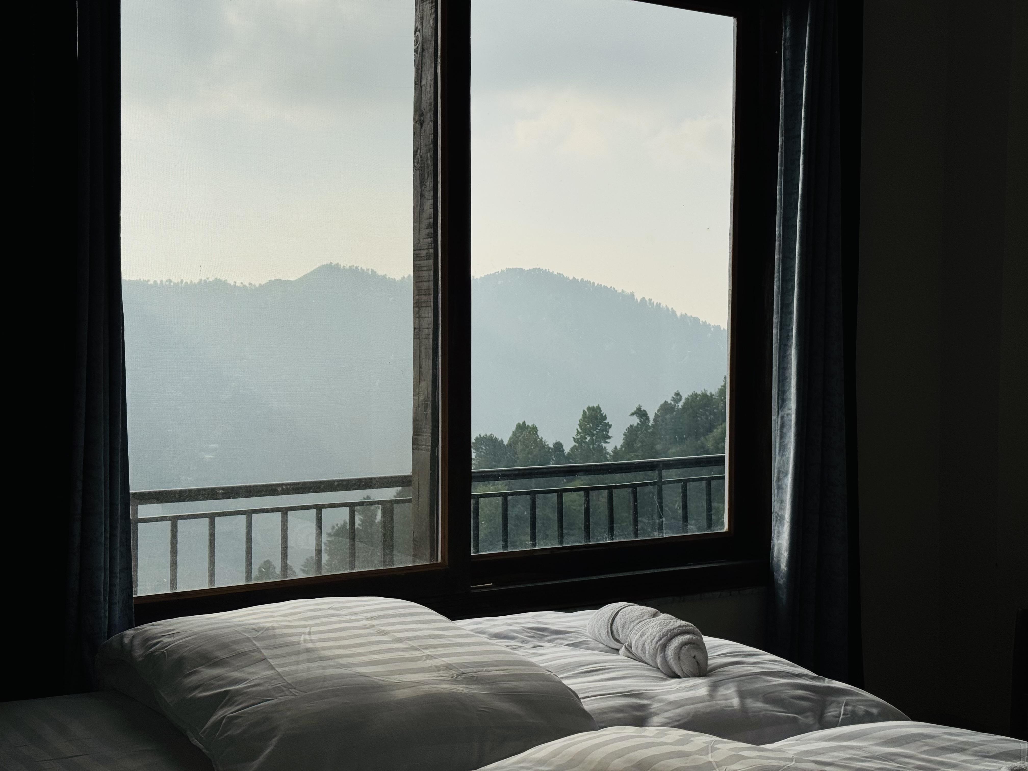 Ground Floor Valley View Room