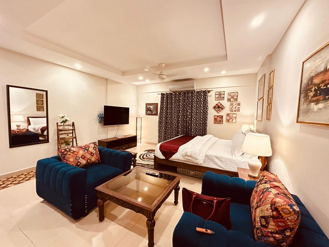 Studio photo 2 in Islamabad, Pakistan