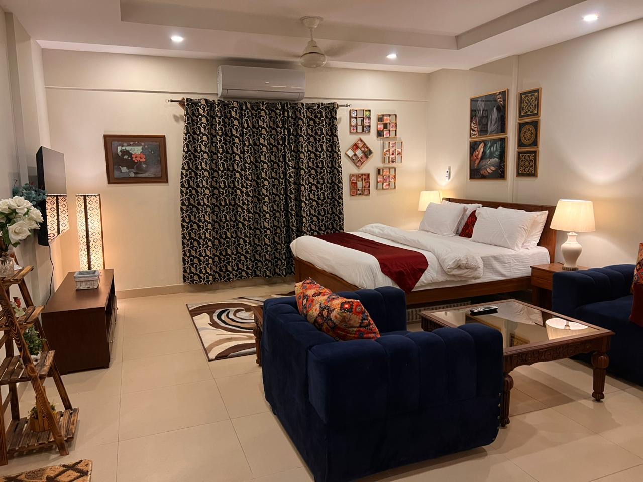 Studio photo 12 in Islamabad, Pakistan