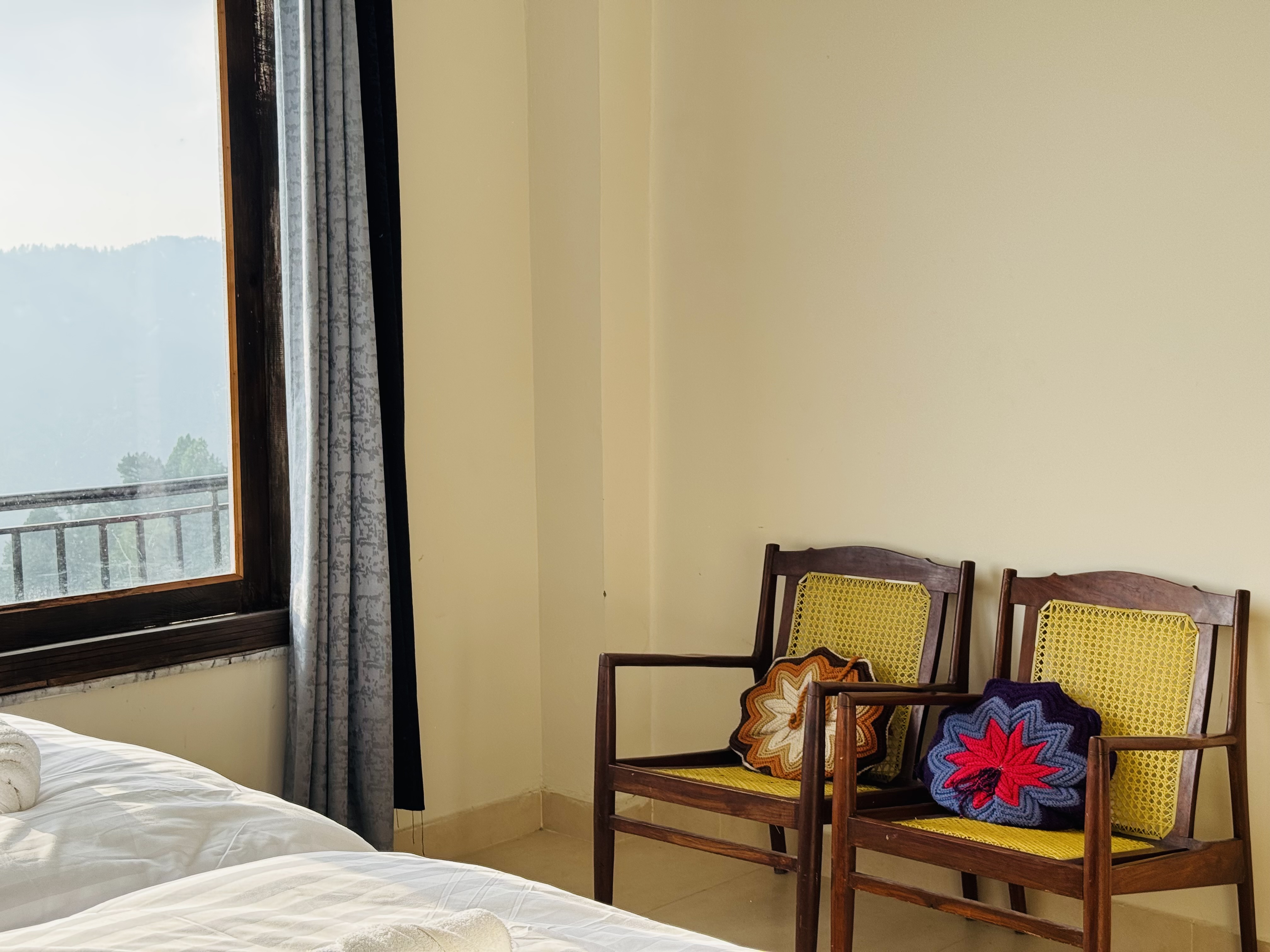 4-Bedroom Luxury Stay – Nathia Gali Your Perfect Mountain Getaway
