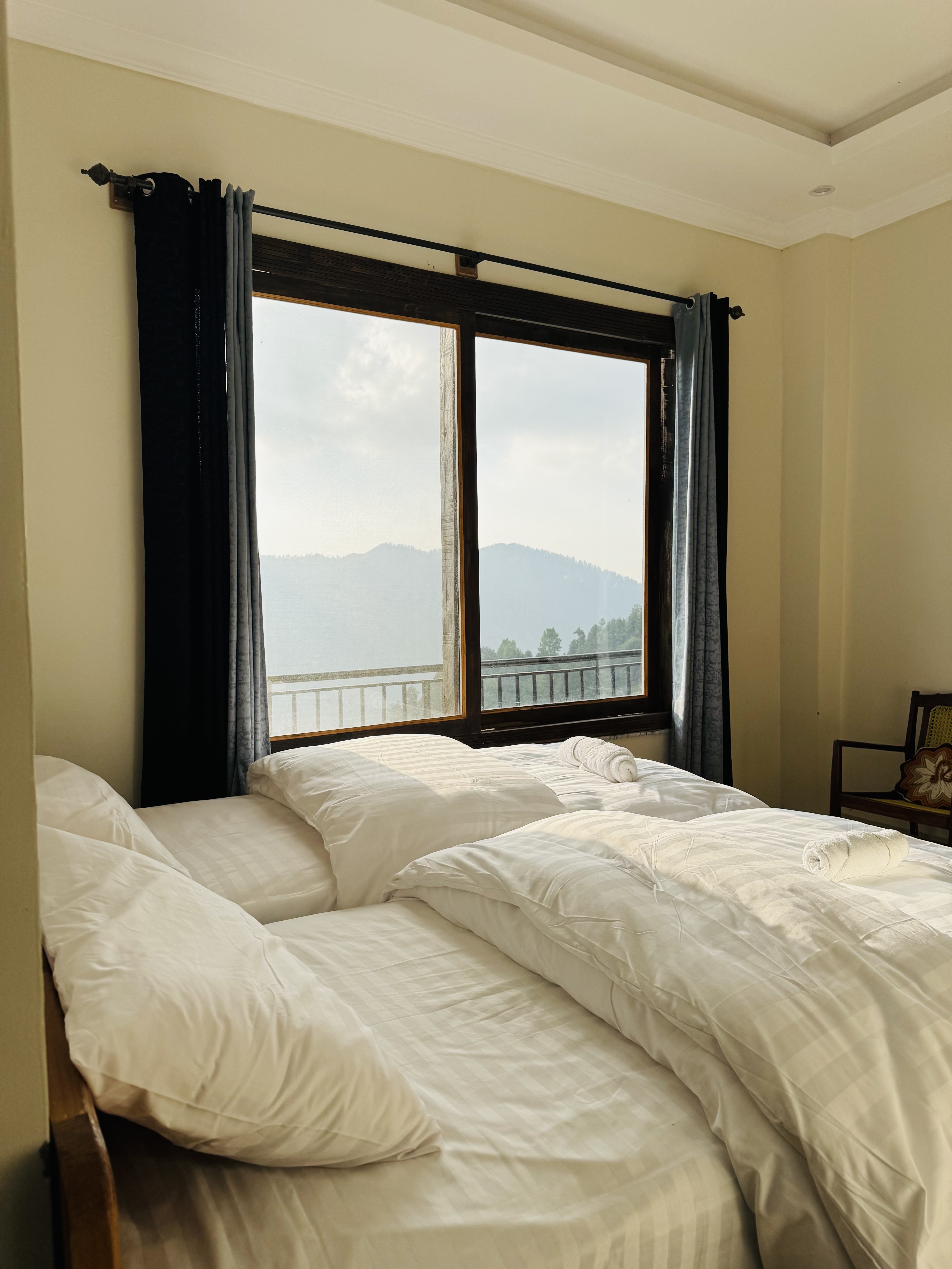 4-Bedroom Luxury Stay – Nathia Gali Your Perfect Mountain Getaway photo 7 in Nathia Gali, Pakistan