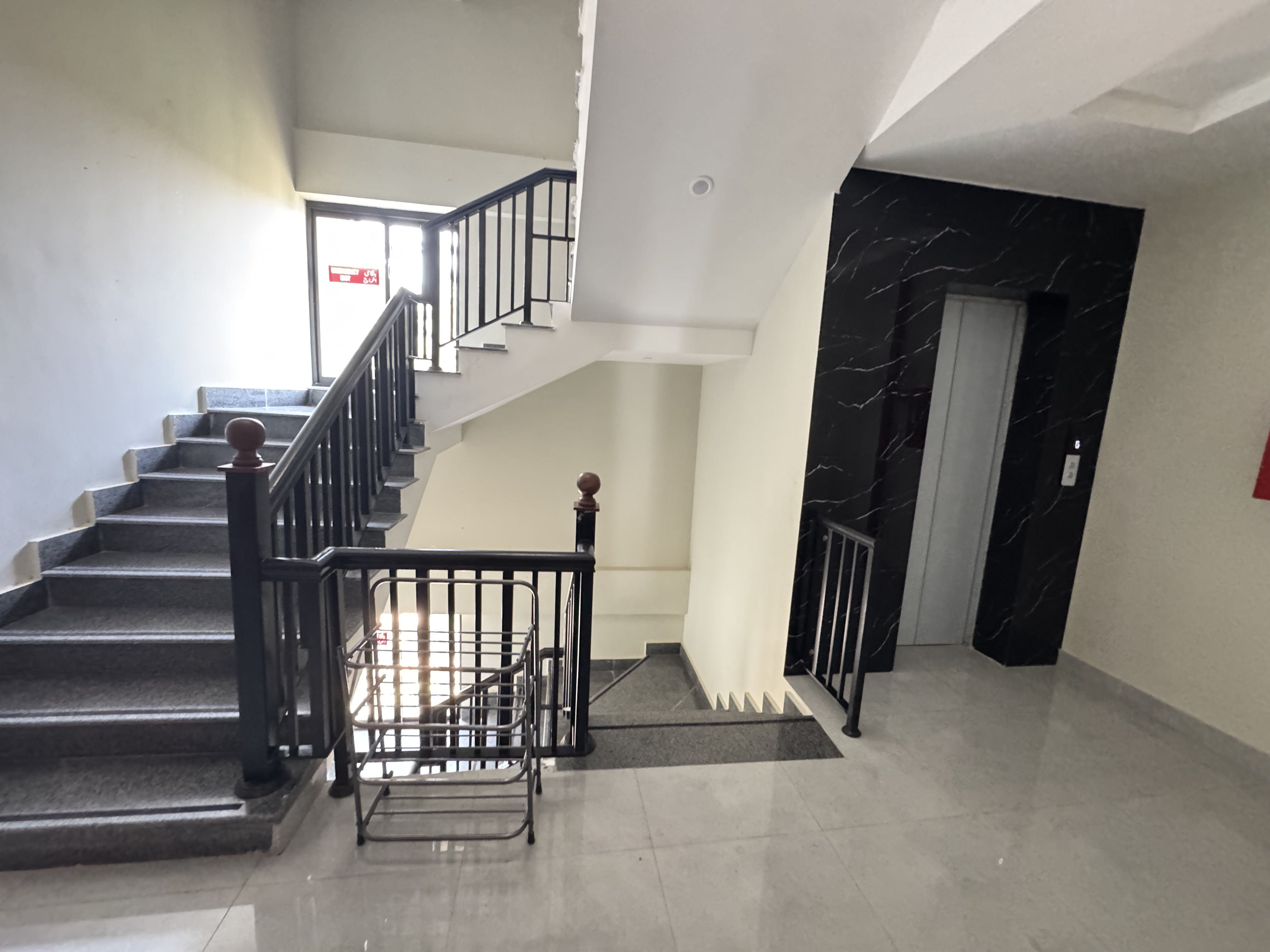 Two Bed Apartment in Usmania Arcade #303 photo 2 in Islamabad, Pakistan