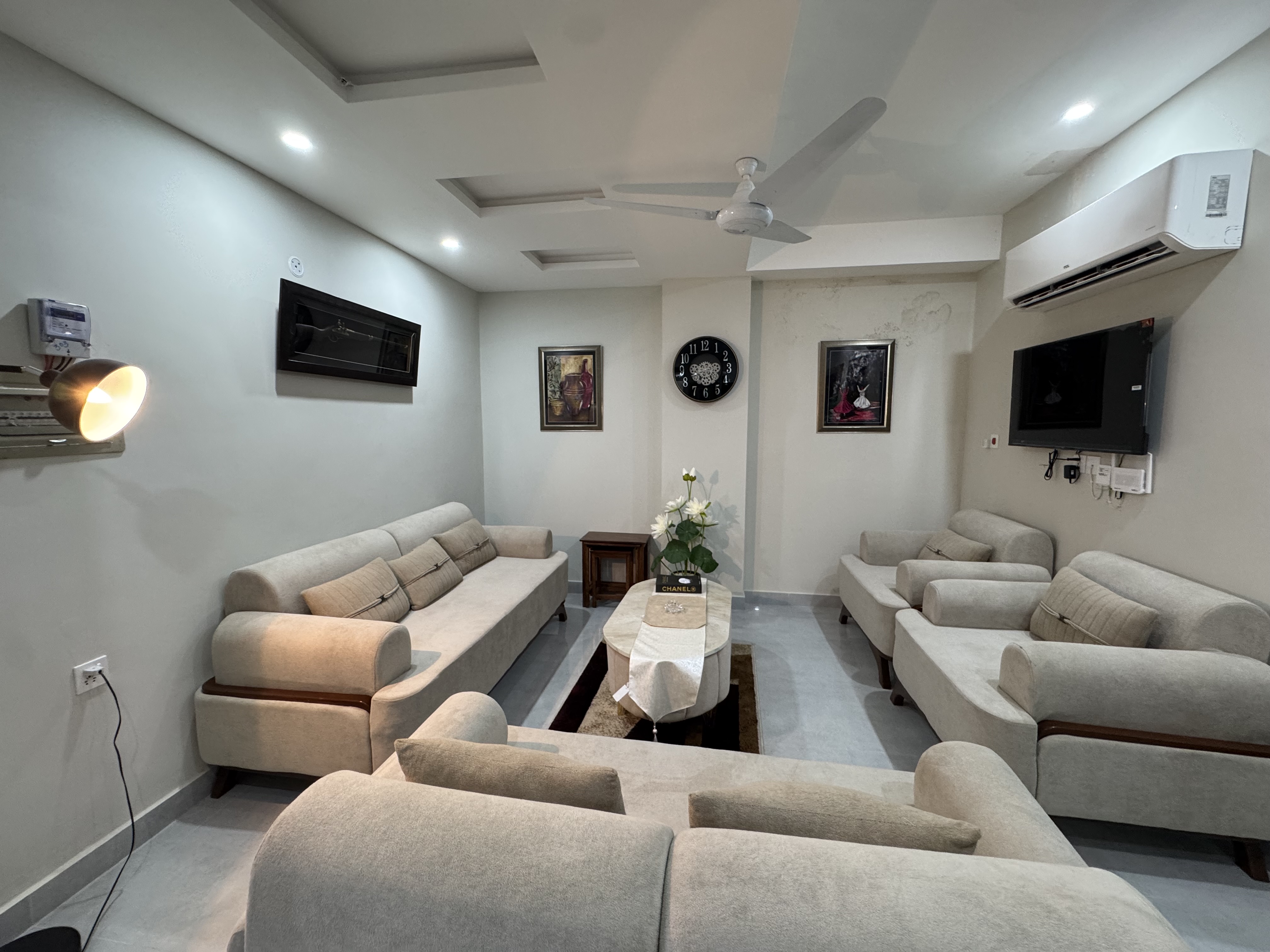 Two Bed Apartment in Usmania Arcade #303 photo 3 in Islamabad, Pakistan