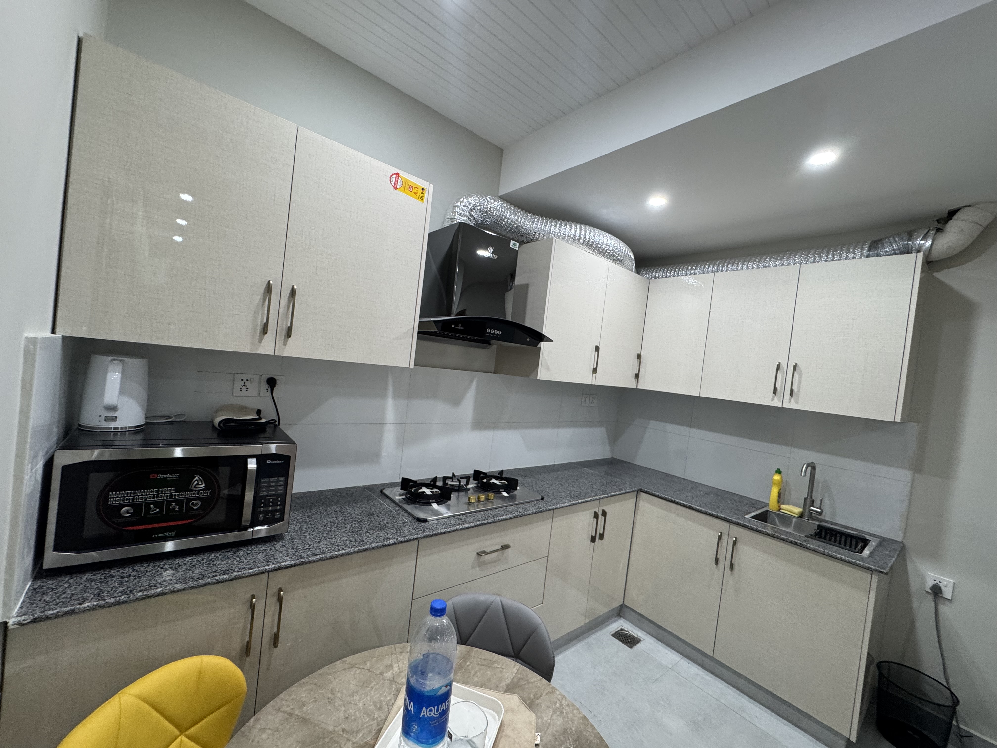 Two Bed Apartment in Usmania Arcade #303 photo 4 in Islamabad, Pakistan