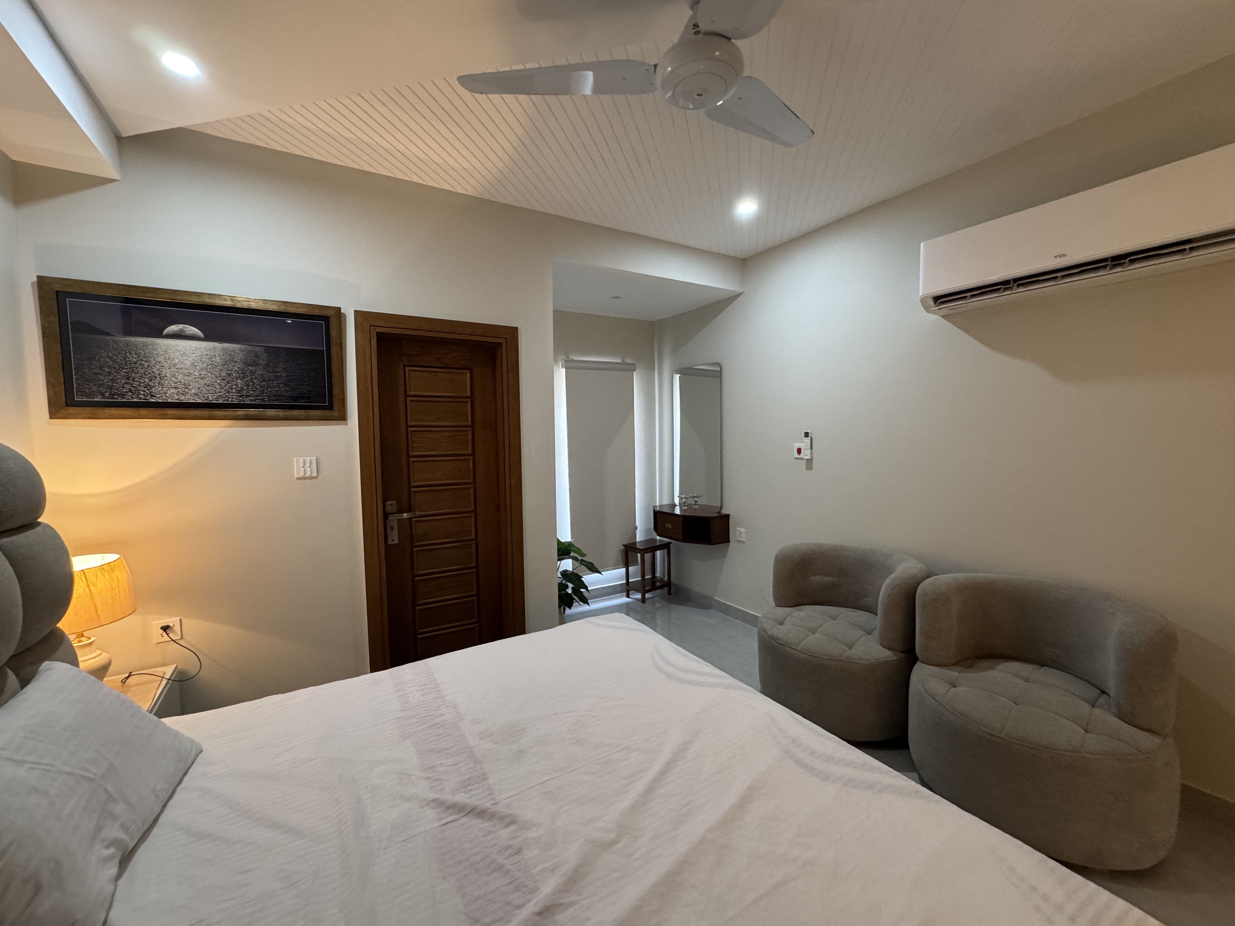 Two Bed Apartment in Usmania Arcade #303 photo 11 in Islamabad, Pakistan