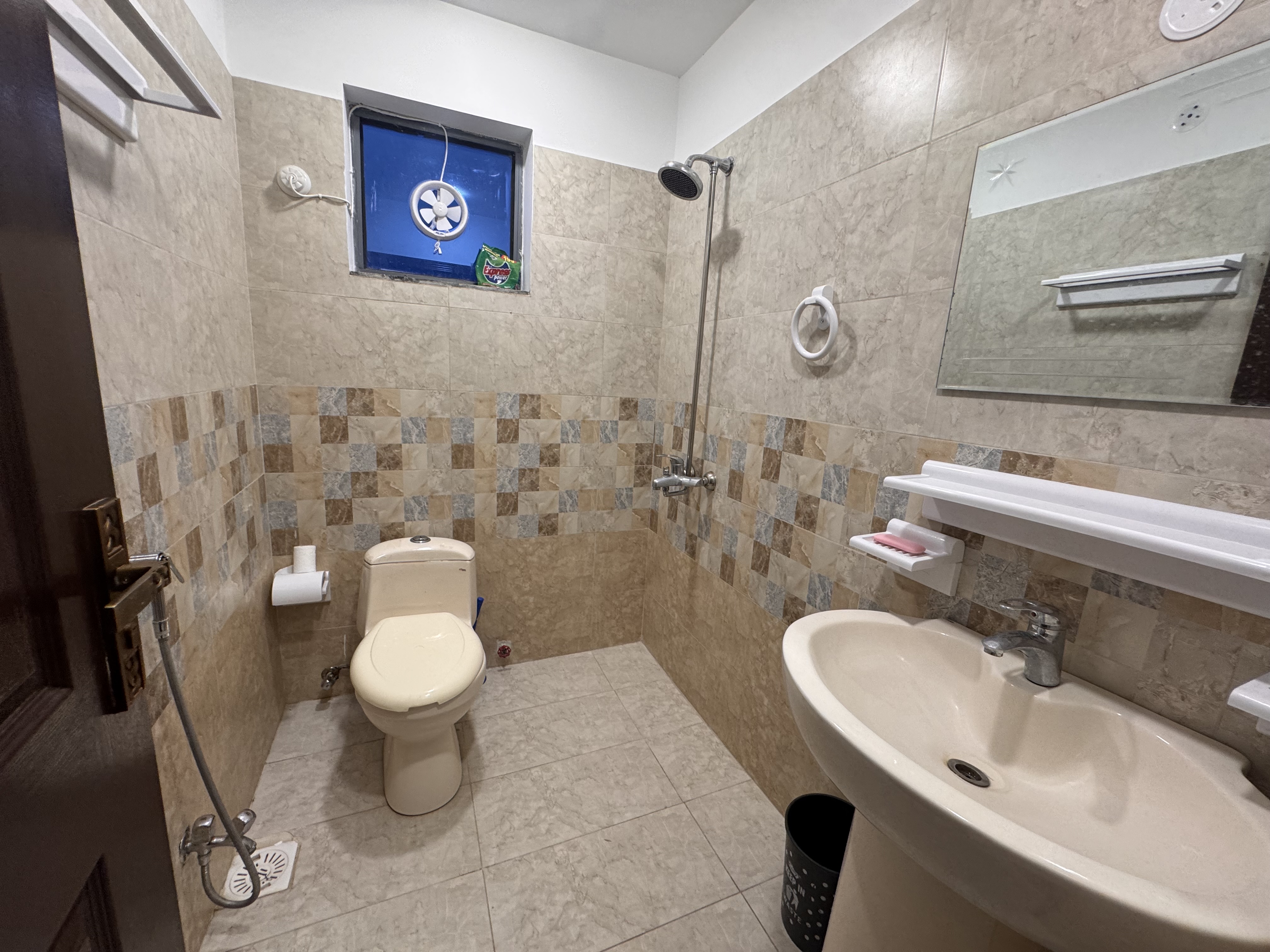 2-Bed Fully Furnished Penthouse for Rent in Bahria Enclave Islamabad photo 20 in Islamabad, Pakistan