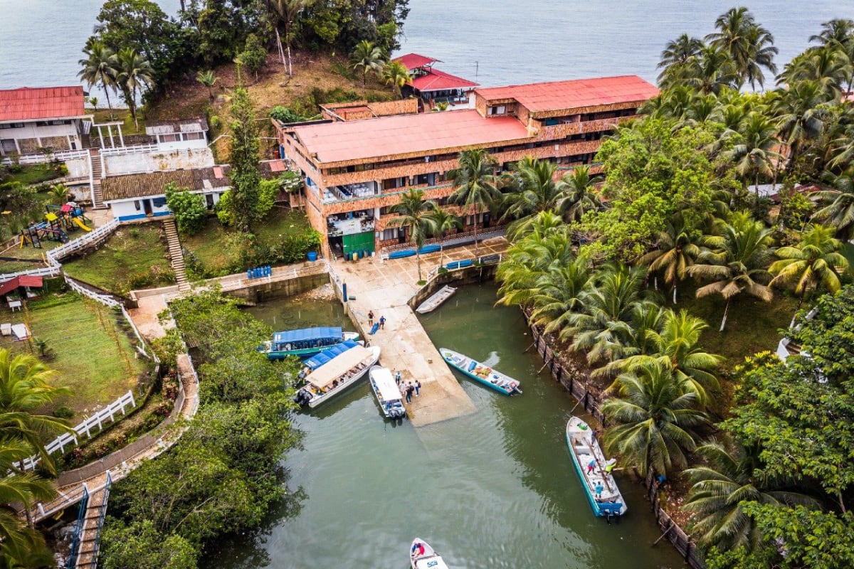 Muelle del Hotel Magüipi con Disfruta Buenaventura