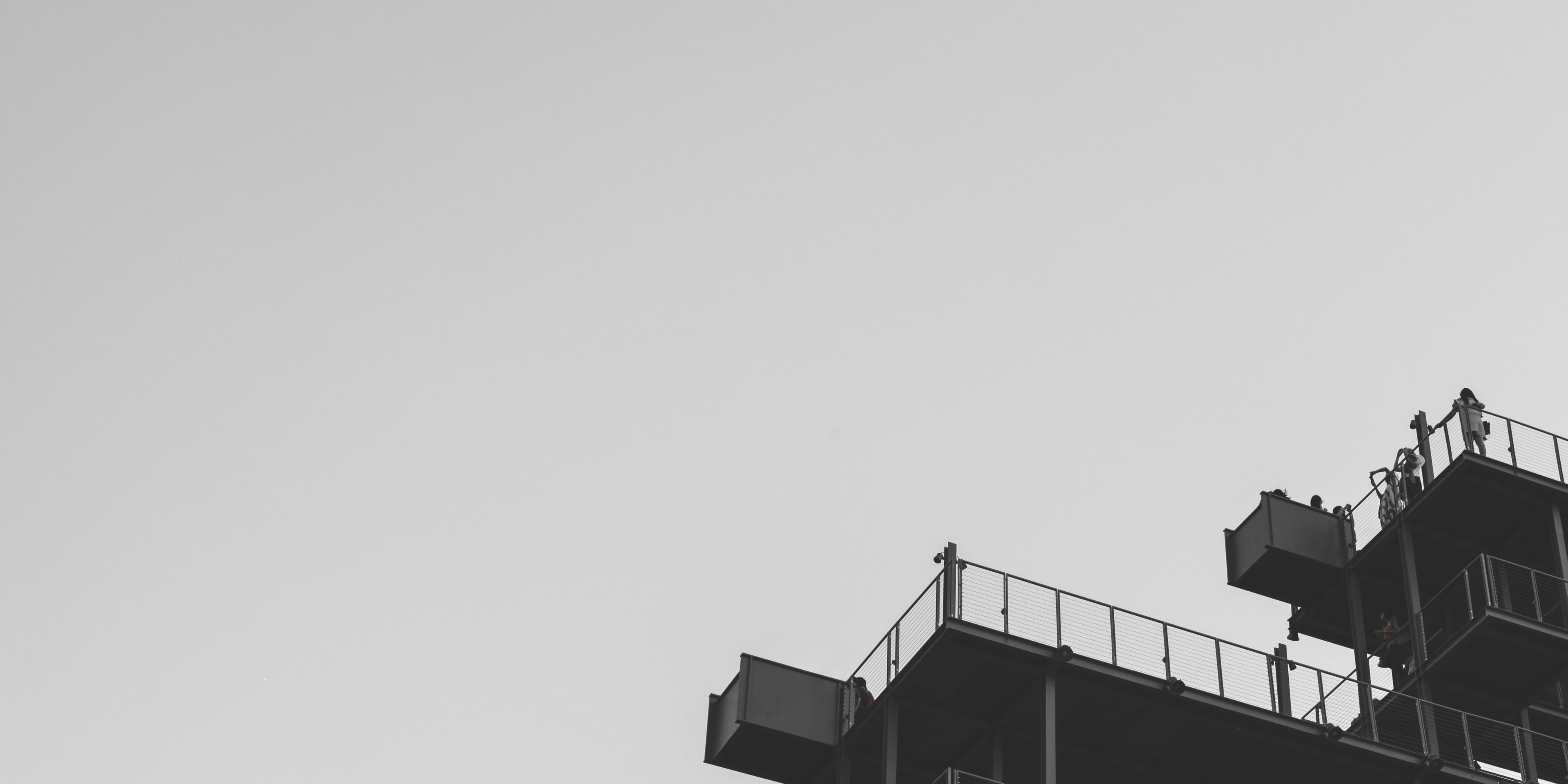 Minimalist Perspectives: The Geometry of Horizons