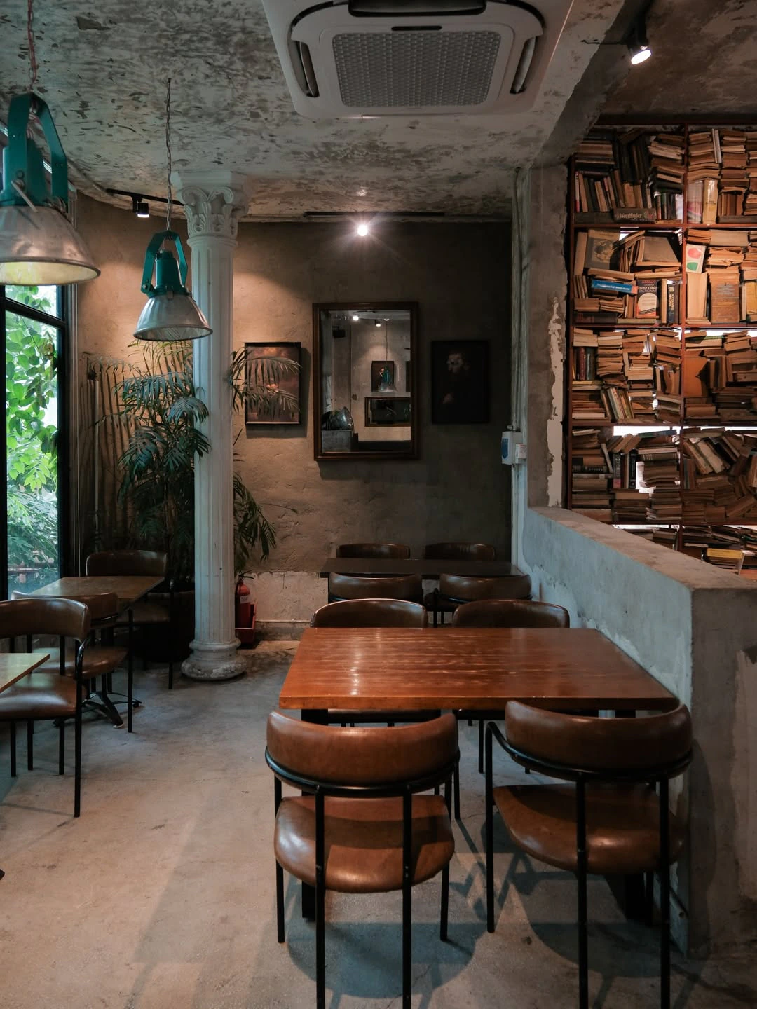 Nhâm cafe 10