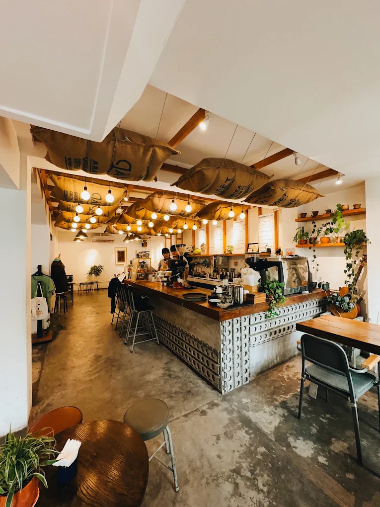 Là Việt Coffee thumbnail 3