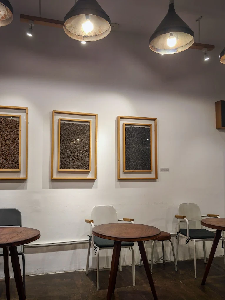 Là Việt Coffee thumbnail 6