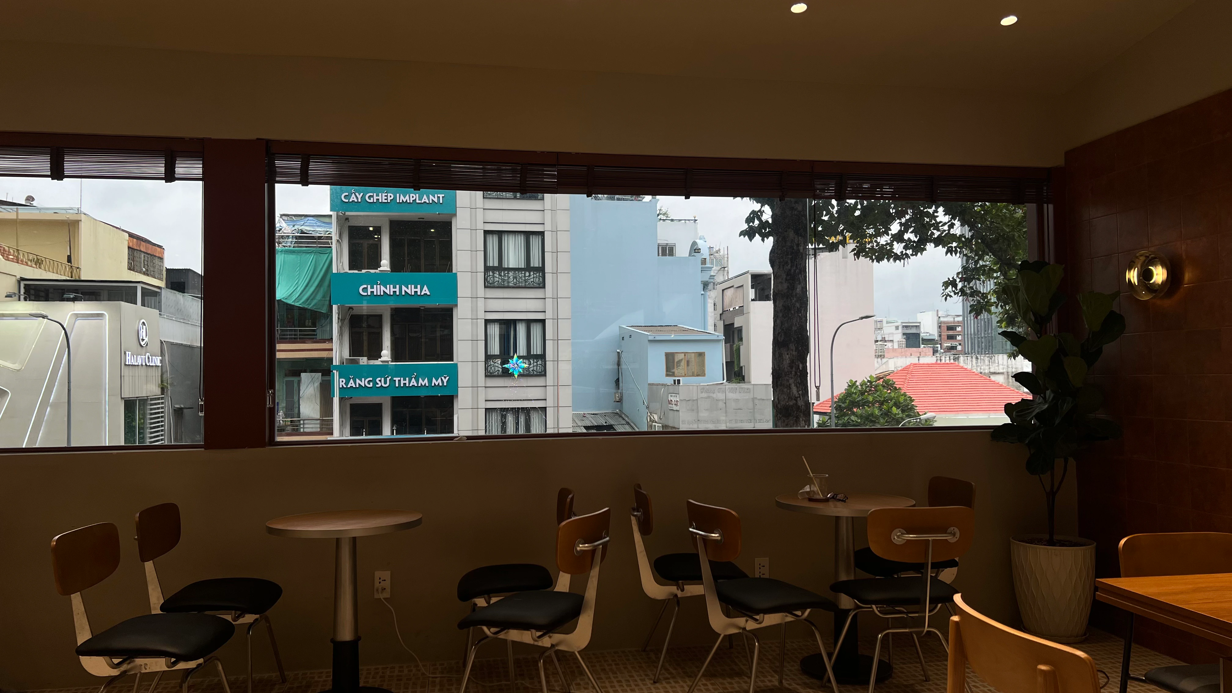 Ther Thẩn Cafe - Quận 1 thumbnail 3
