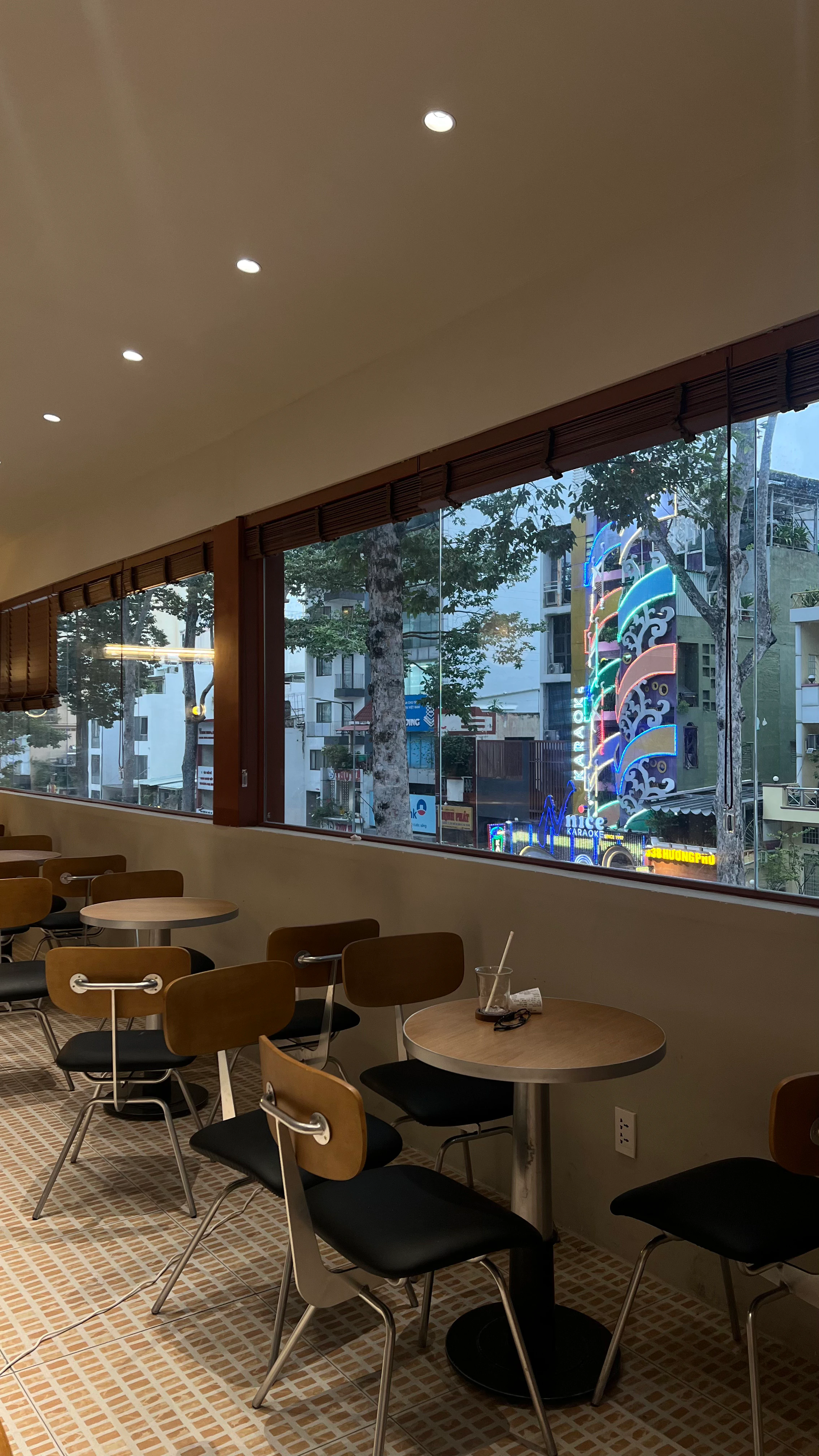 Ther Thẩn Cafe - Quận 1 thumbnail 7