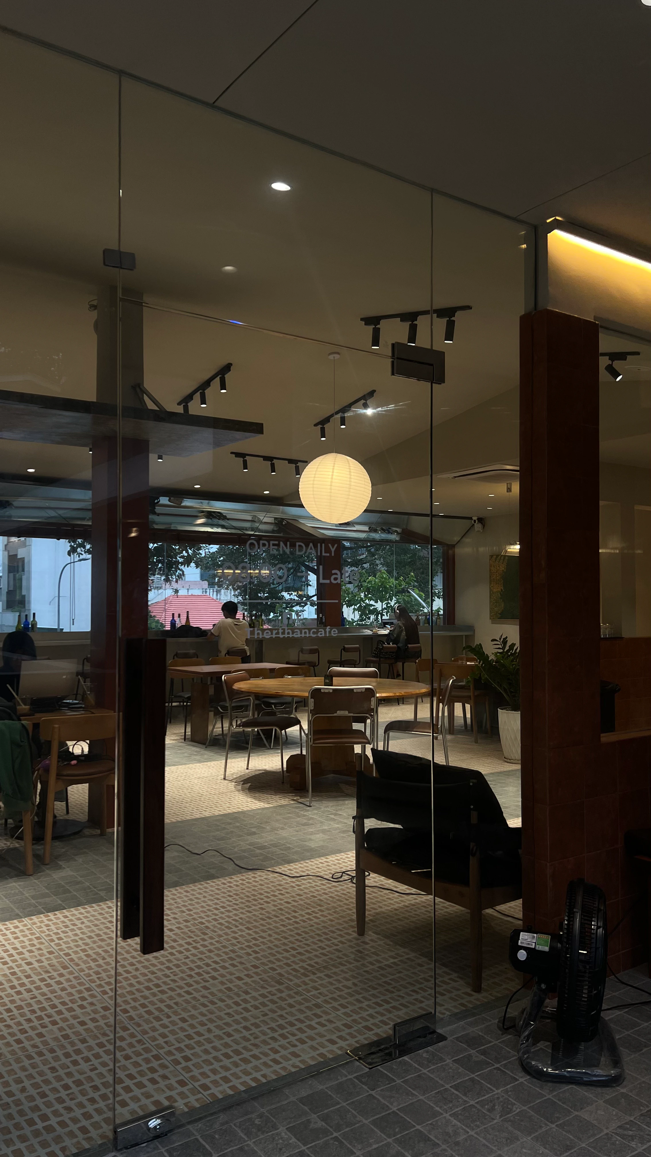 Ther Thẩn Cafe - Quận 1 14