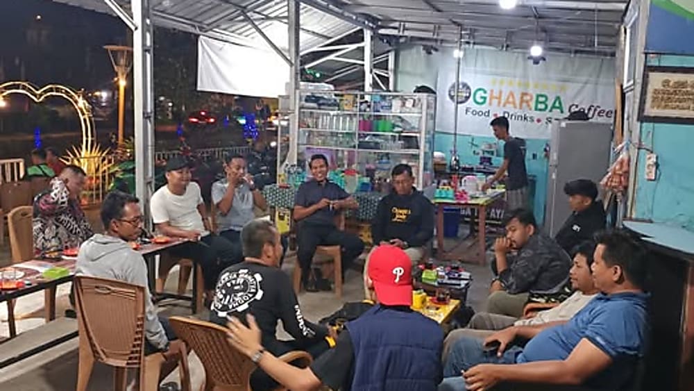 Makan dan Foto bersama Penyerahan SK Karang Taruna Lubuk Linggau