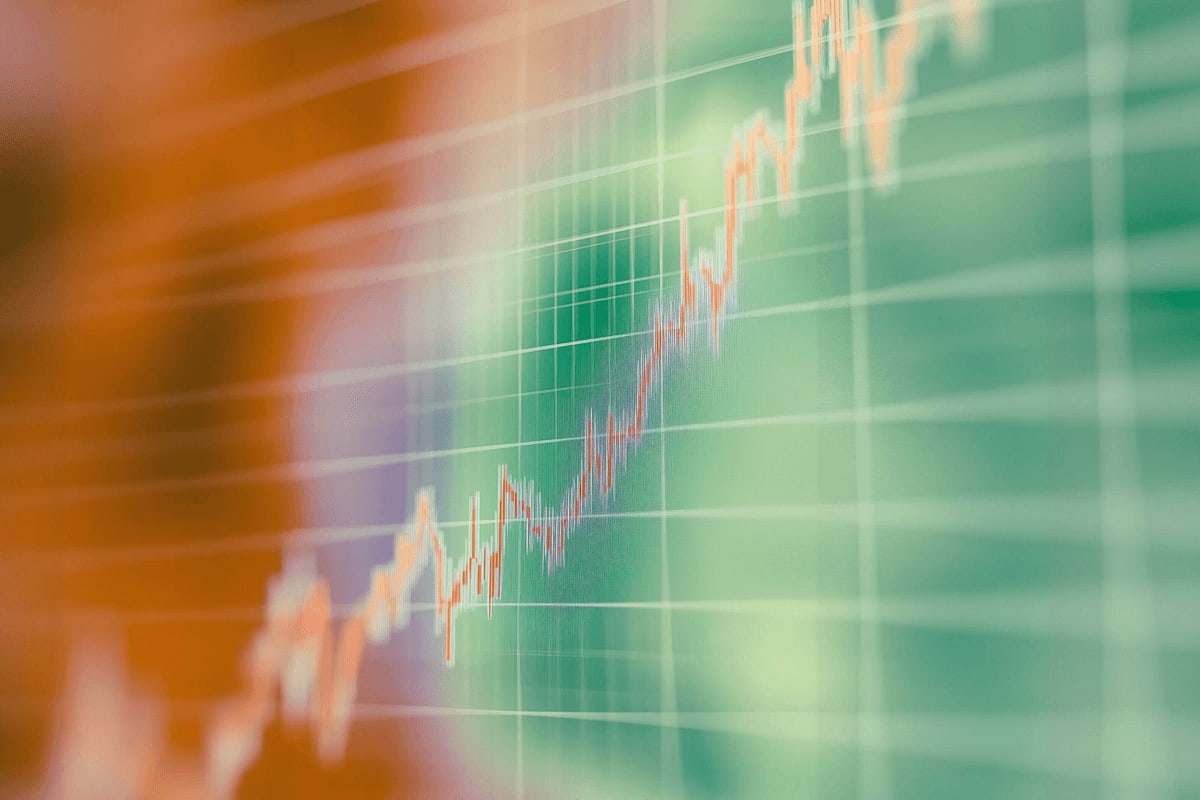The Clarity Paradox: Why Your Best Decisions Aren't Hiding in More Data
