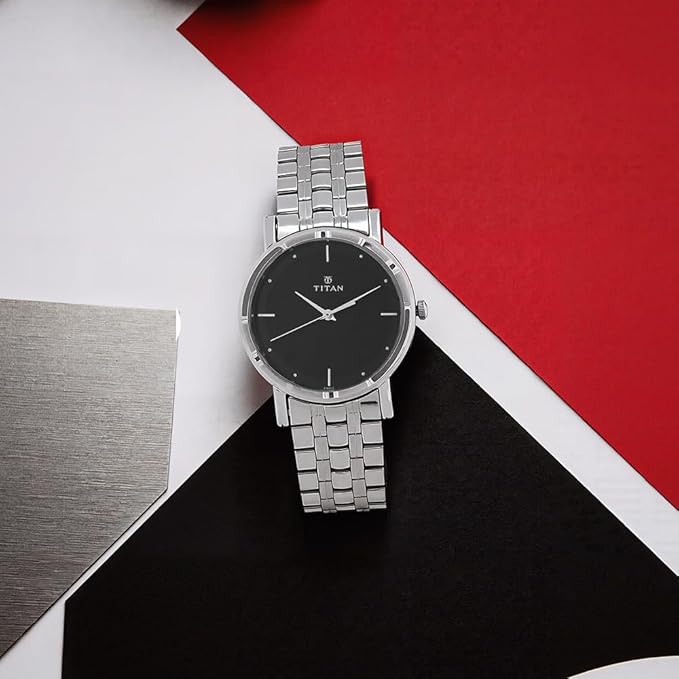 Titan Karishma Analog Black Dial Men's Watch -NM1639SM02