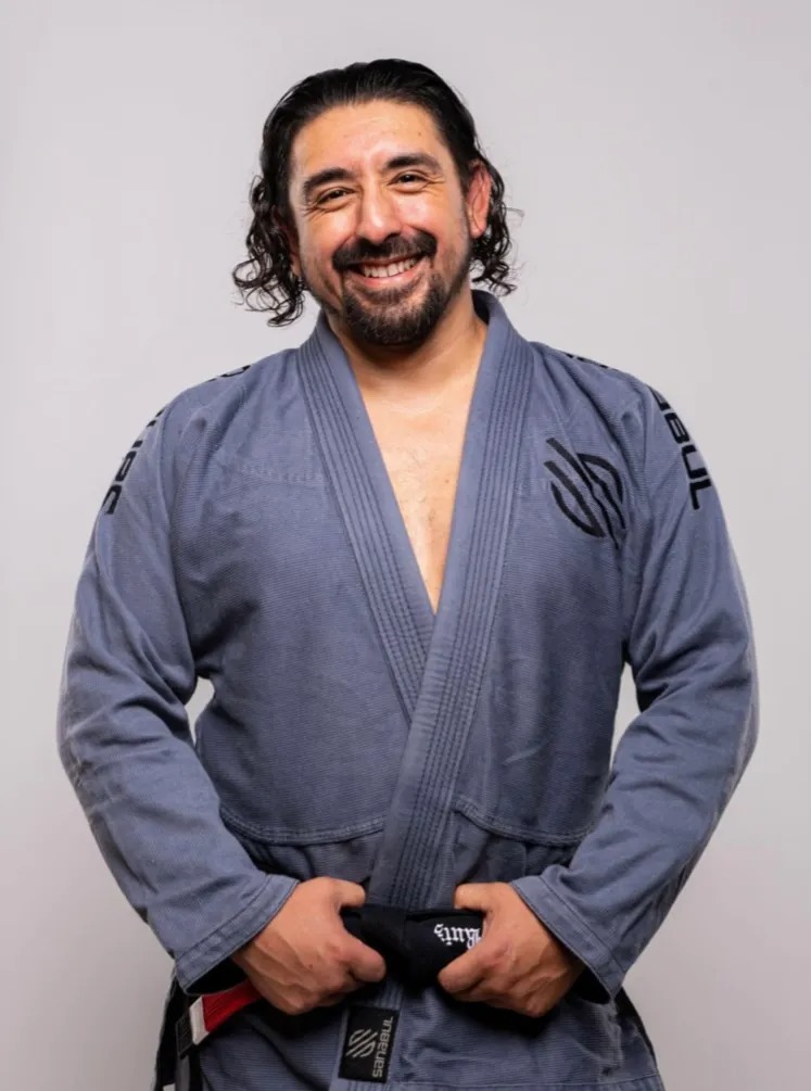 Derek Ruiz