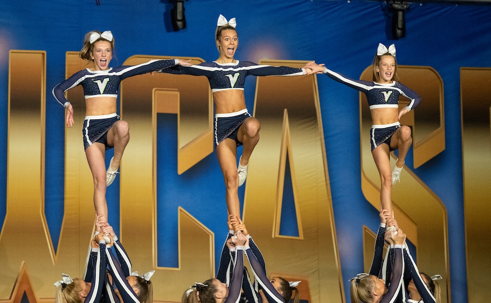 smoed cheer team