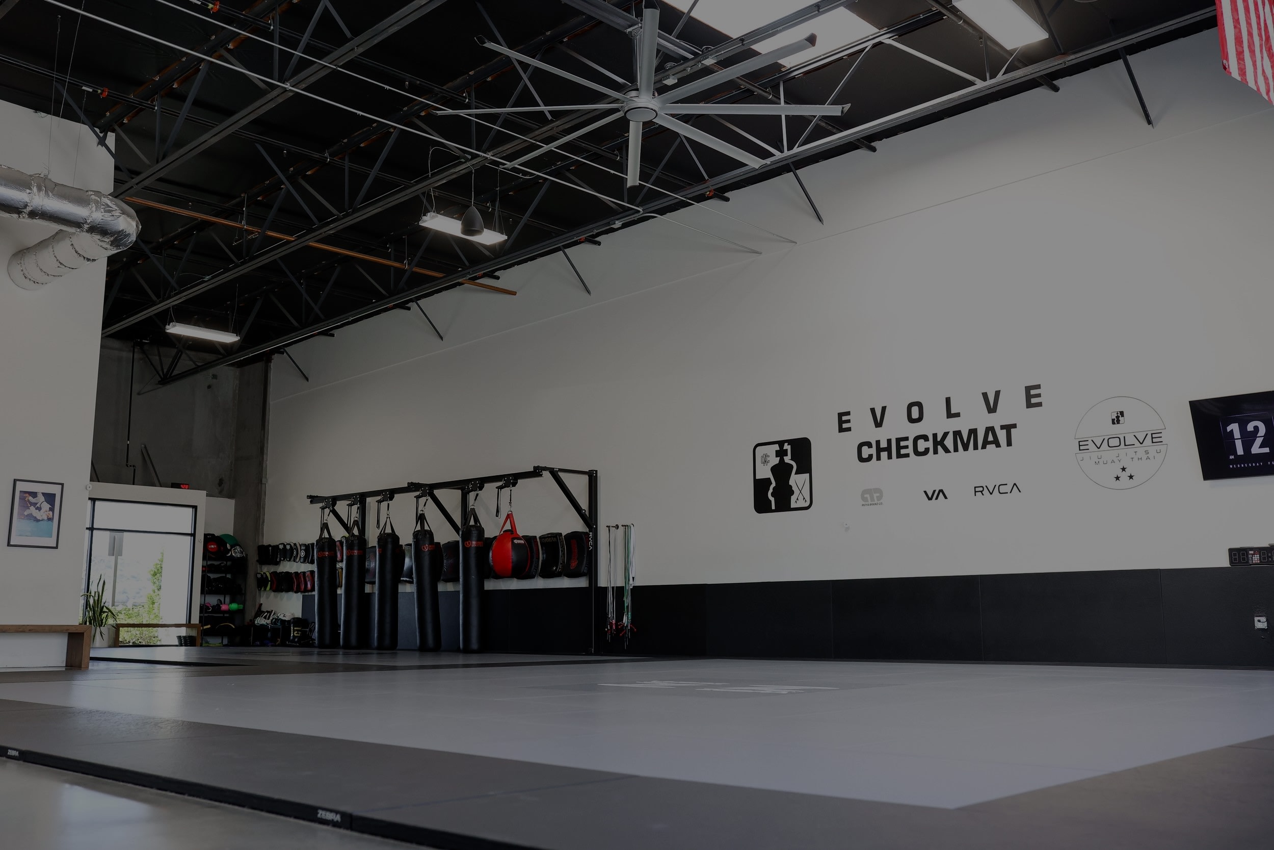 <strong>Discover Your Greatness with Evolve Checkmat Jiu Jitsu & Muay Thai Academy</strong>
</br>
</br>
