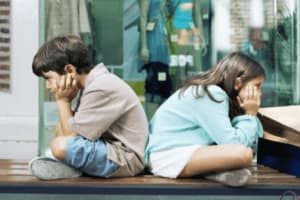 The Benefits of Boredom for Kids: Why It's a Good Thing & How to Encourage It!!