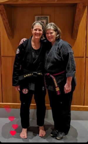 Empowered Defense: A Women’s Self-Defense Course That Goes Beyond the Basics