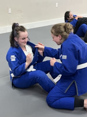Why Women Should Train Jiu Jitsu