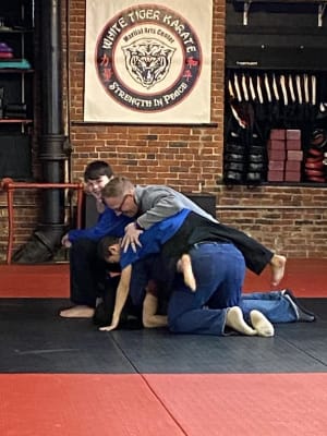 4 Benefits of taking martial arts with a loved one