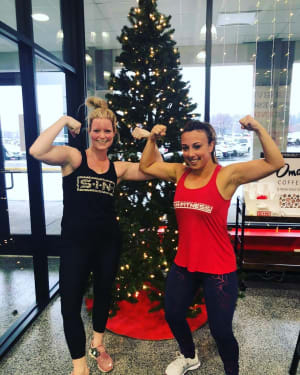 How to Maintain Your Fitness Routine During the Holiday Hustle