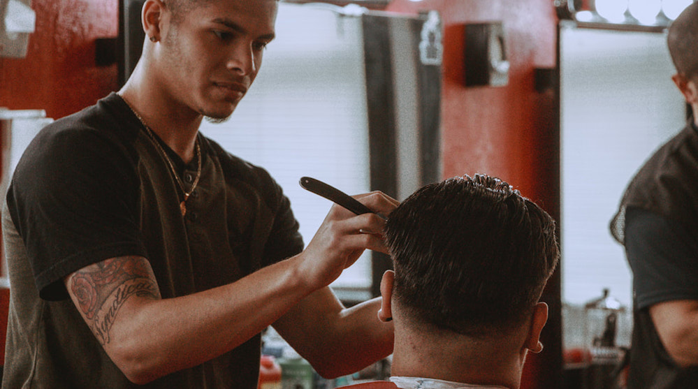 Milwaukee Men S Haircuts Showtime Barbershop Milwaukee Wisconsin
