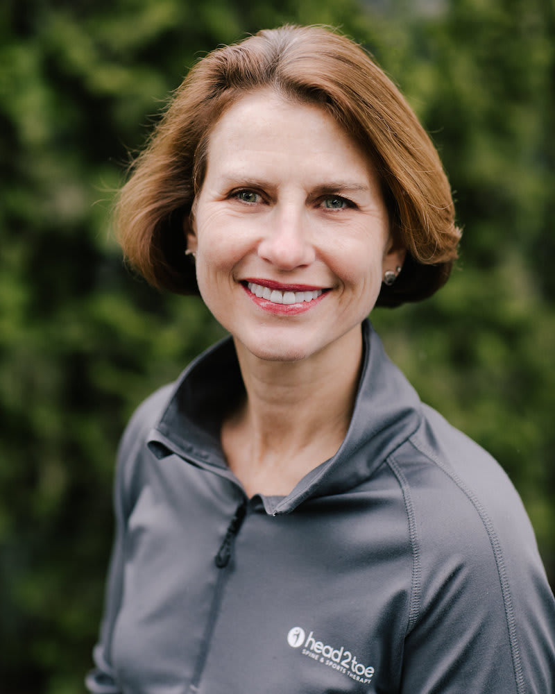 Dr. Jennifer Righi in Edmonds - Head 2 Toe Spine & Sports Therapy
