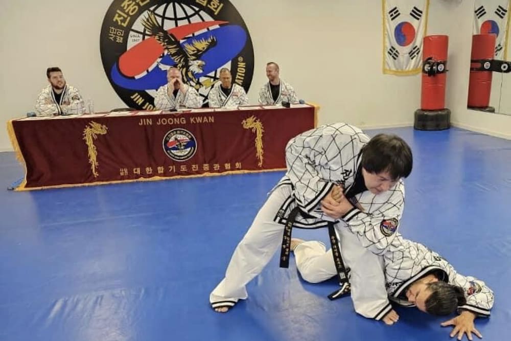 Self Defense near Wood River