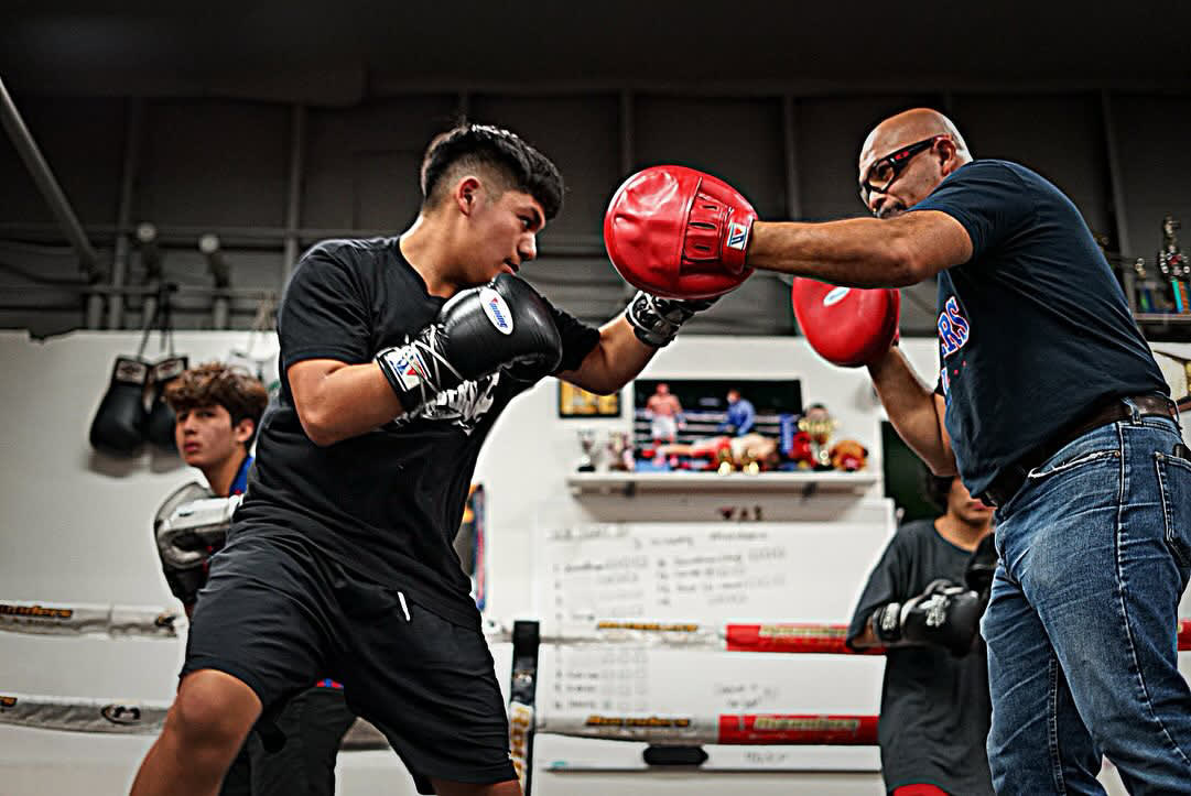 Santa Ana Jiu Jitsu - Rounders MMA - Santa Ana, California