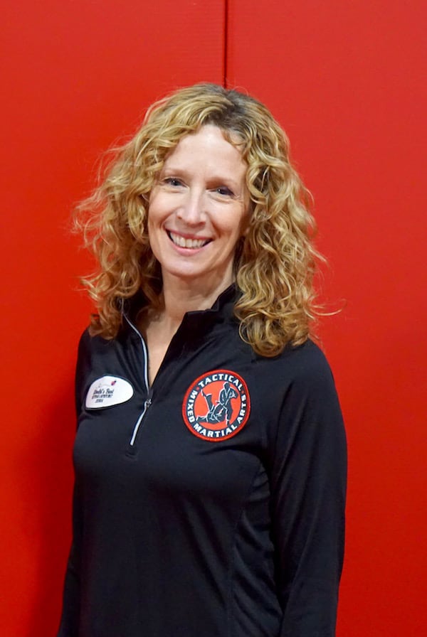 Lora Anderson in Lake in the Hills - Tactical Mixed Martial Arts