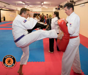 students in adult martial arts in Townsville - Academy Of Choi Kwang Do students in adult martial arts in Townsville - Academy Of Choi Kwang Do