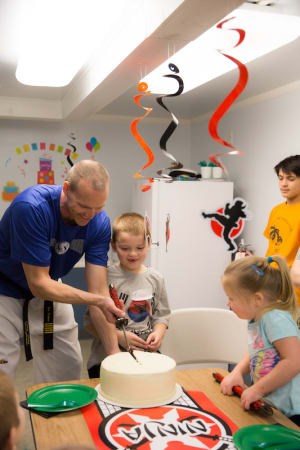 students in Martial Arts Birthday Parties in Dover - Dover Dragons Tae Kwon Do students in Martial Arts Birthday Parties in Dover - Dover Dragons Tae Kwon Do