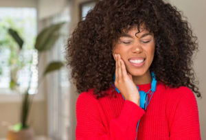 Five Times to Use Emergency Dental Care Instead of Your Normal Dentist