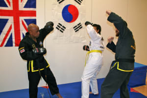 Top 10 Reasons Why Everyone Should Take Self Defence Classes 