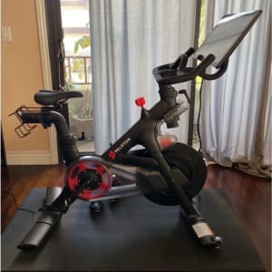 A Personal Trainer’s Top 7 Fitness Trends Peloton Is Doing Right