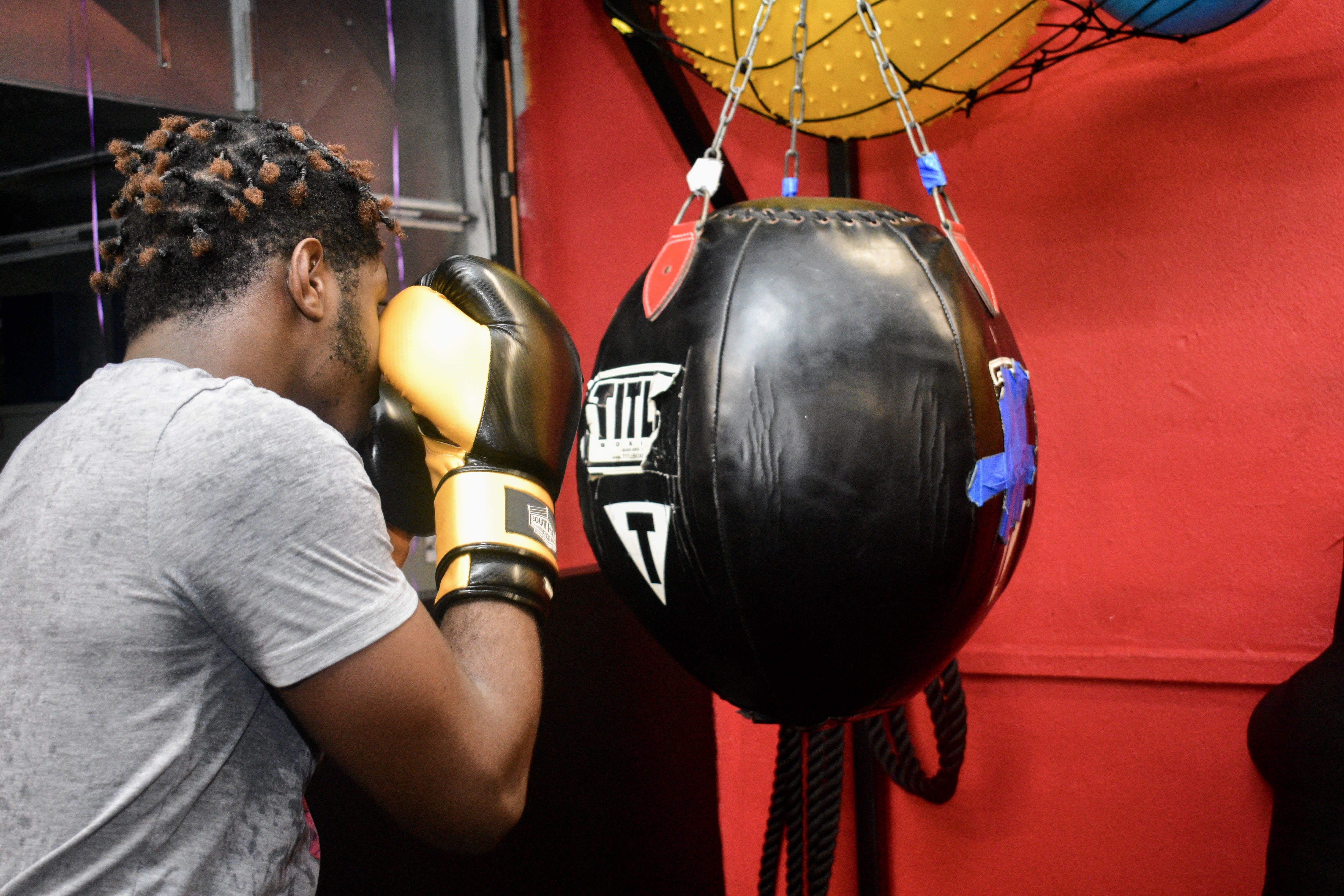 Boxing  near Neptune