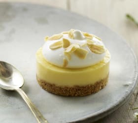 Lemon Meringue Pie 16x90g