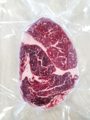 $DC Rib eye steikur semi marbled 20x250g [5 kg/ks]
