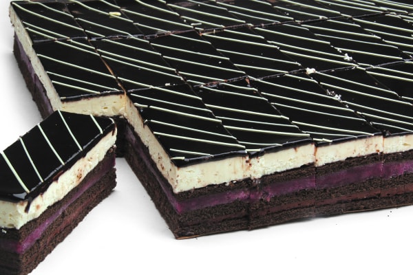 Destiny Chocolate & Cherry Delice Sneiðar