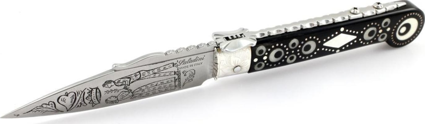 Hnífur elskenda - Coltello d'Amore