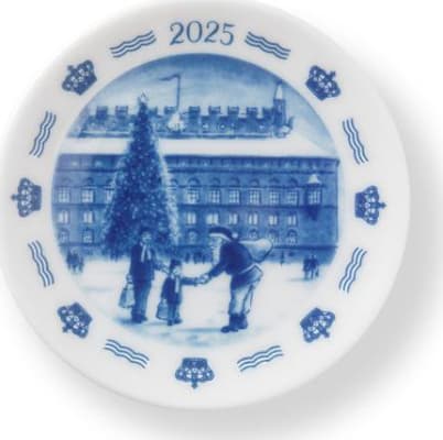 Royal Copenhagen Blue Collectibles jólaplatti 2025 8,5cm